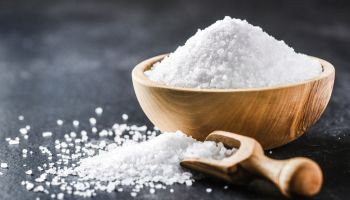 What Does “Salt of the Earth” Mean? (The Meaning of Matthew 5:13)